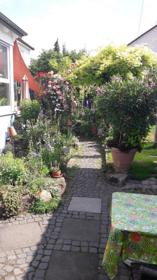 Zimmer Frei Wiesbaden Exterior foto